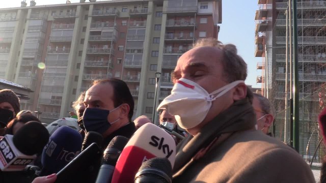 Vaccini, il virologo Di Perri: Proteggiamo i bimbi, il Covid entrera' nel piano vaccinale