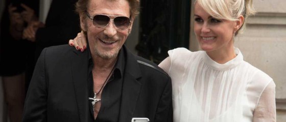 GALA VIDEO - Le coup de poignard de Laeticia Hallyday à Laura