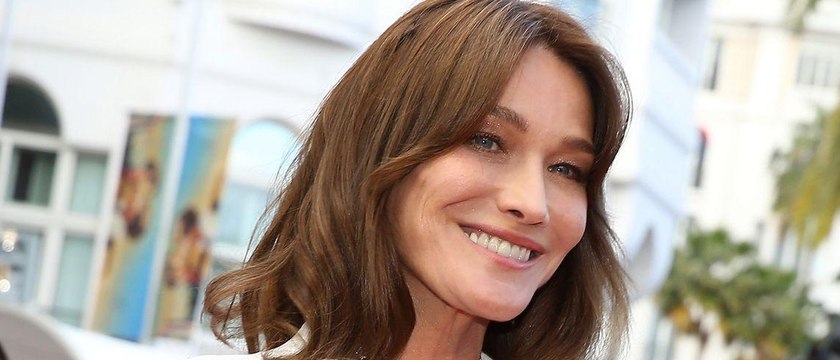 GALA VIDÉO - Le péché mignon de Carla Bruni quand elle passait ses vacances à Brégançon