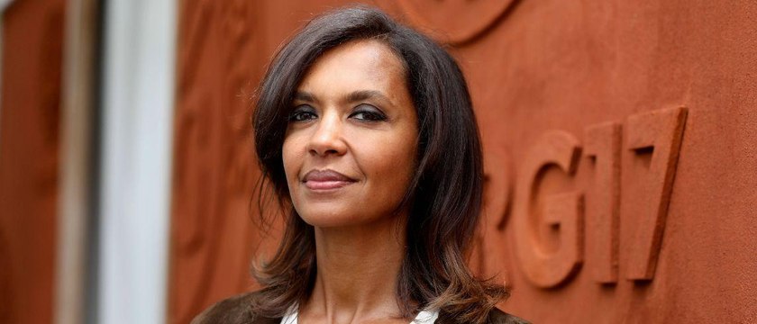 GALA VIDEO - Karine Le Marchand se paie (encore) la presse people sur les réseaux sociaux