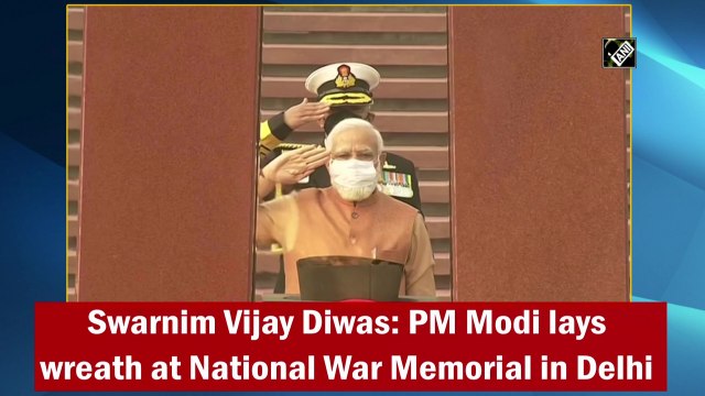 Swarnim Vijay Diwas: PM Modi lays wreath at National War Memorial in Delhi