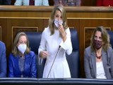 Yolanda Díaz responde a Macarena Olona en el Congreso