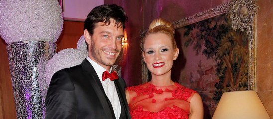 GALA VIDEO - Elodie Gossuin : le vrai rôle de son mari Bertrand à ses côtés