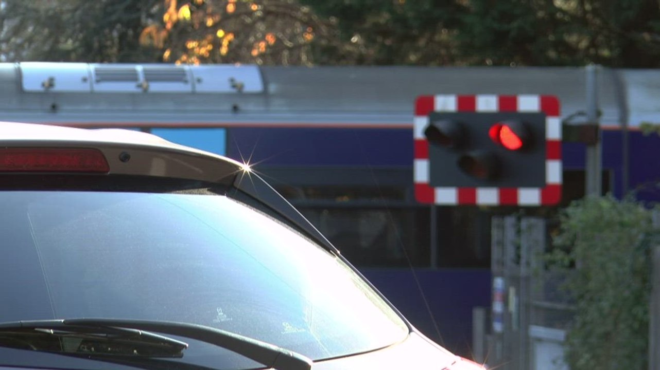 Bus drivers and motorists in Canterbury urged to turn their vehicles off to reduce pollution