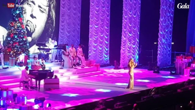 GALA VIDEO - Mariah Carey rend hommage à Johnny Hallyday