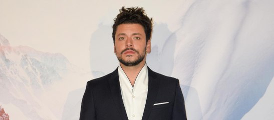 GALA VIDEO- Kev Adams se moque de lui-même dans un sketch