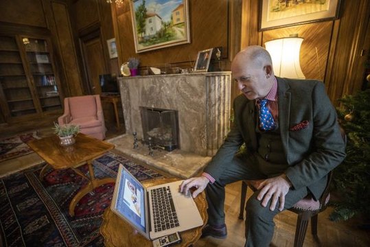 İngiltere'nin Ankara Büyükelçisi Chilcott, AA Yılın Fotoğrafları oylamasına katıldı