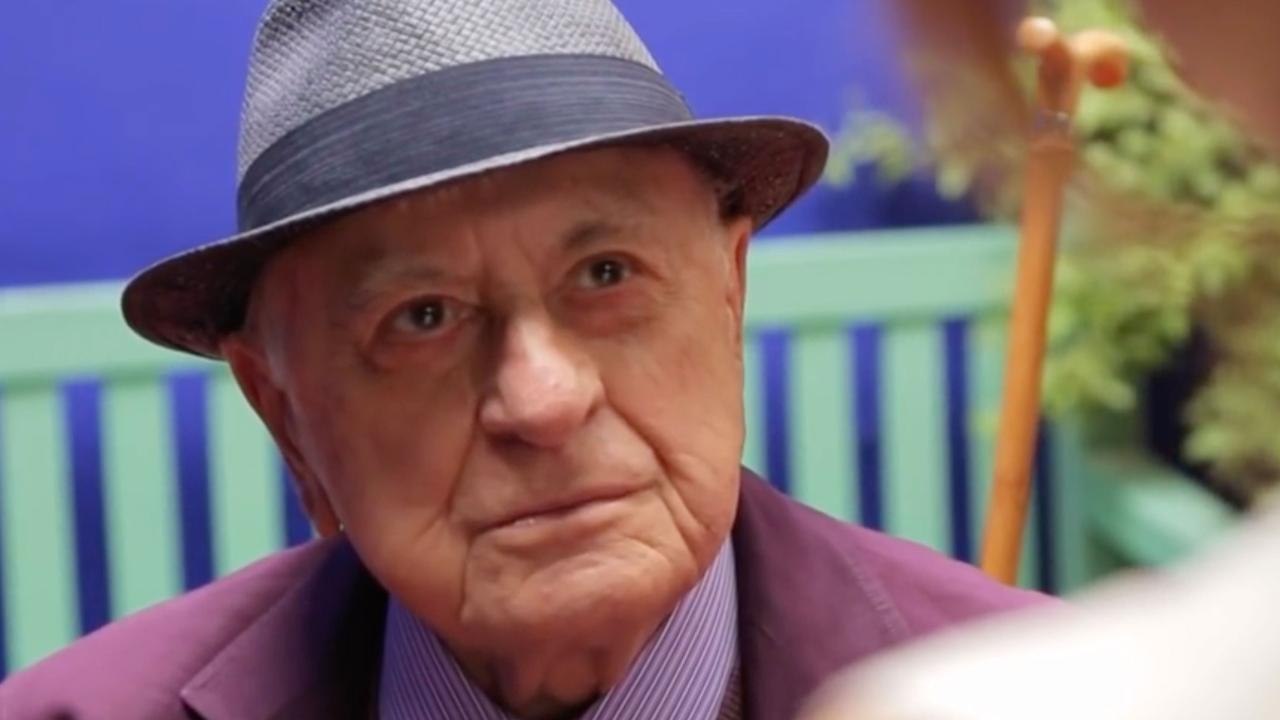 GALA VIDEO - Quand pierre Bergé disait vouloir...