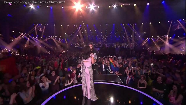 GALA VIDEO - Le portugais Salvador Sobral a gagné l'Eurovision