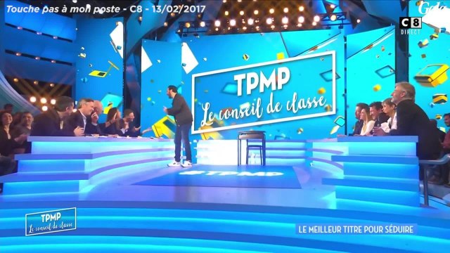 GALA VIDEO - Cauet s'est inscrit sur Tinder