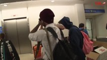 GALA VIDEO - David Beckham et ses enfants arrivent à LAX