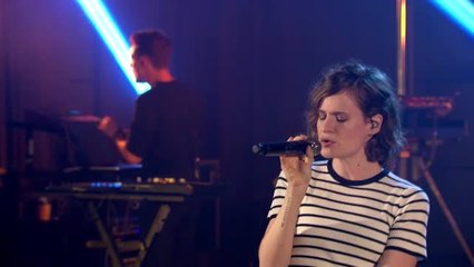GALA VIDEO - Christine and the Queens et Elton John