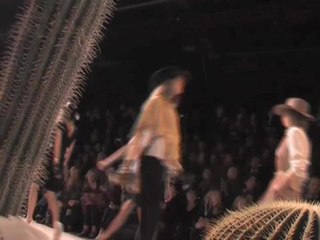 Naomi Campbell, star de Gaultier chez Hermès