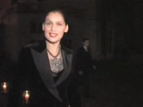 Laetitia Casta: un dîner fashion après le théâtre