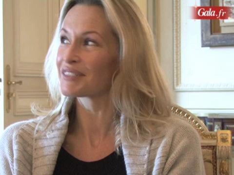 Les secrets d'Estelle Lefébure, beauté toujours au top