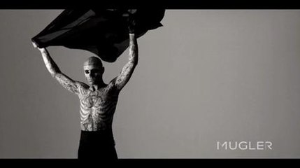 Lady Gaga pour MUGLER