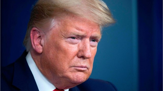 GALA VIDEO - Donald Trump : une raison très personnelle explique sa volte-face sur le coronavirus