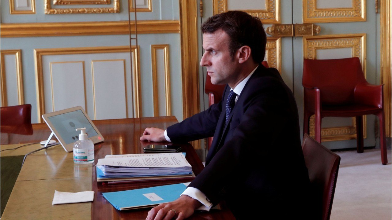 GALA VIDEO - Cette fille d'un grand psychiatre épaule Emmanuel Macron pendant la crise
