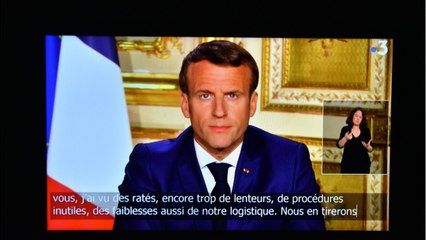 GALA VIDEO - Emmanuel Macron n'en fait qu'à sa tête : sa stratégie « sidérante " laisse perplexe