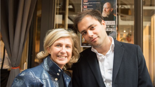 GALA VIDEO - Charles Consigny « emmerde les gens : l’ex-chroniqueur de Laurent Ruquier a fui en province et assume !