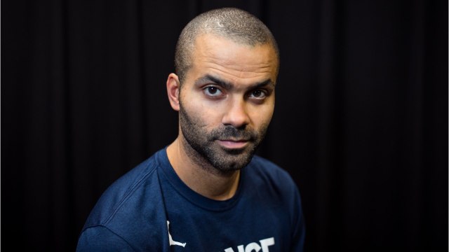 GALA VIDEO - Mort de Kobe Bryant : son interview par Alessandra Sublet fait pleurer Tony Parker