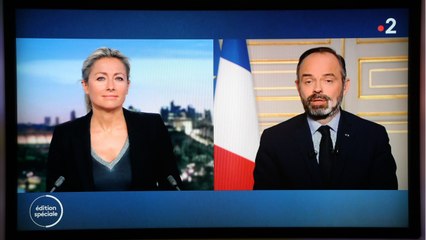 GALA VIDEO -  Anne-Sophie Lapix critiquée après son interview d'Edouard Philippe s’explique