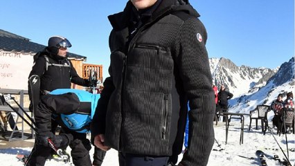 GALA VIDÉO - Emmanuel Macron à la montagne… sans Brigitte