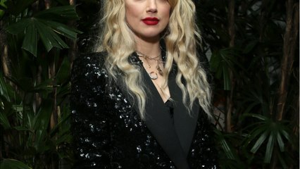 GALA VIDEO - Amber Heard présente sa nouvelle compagne après les révélations embarrassantes sur son mariage avec Johnny Depp