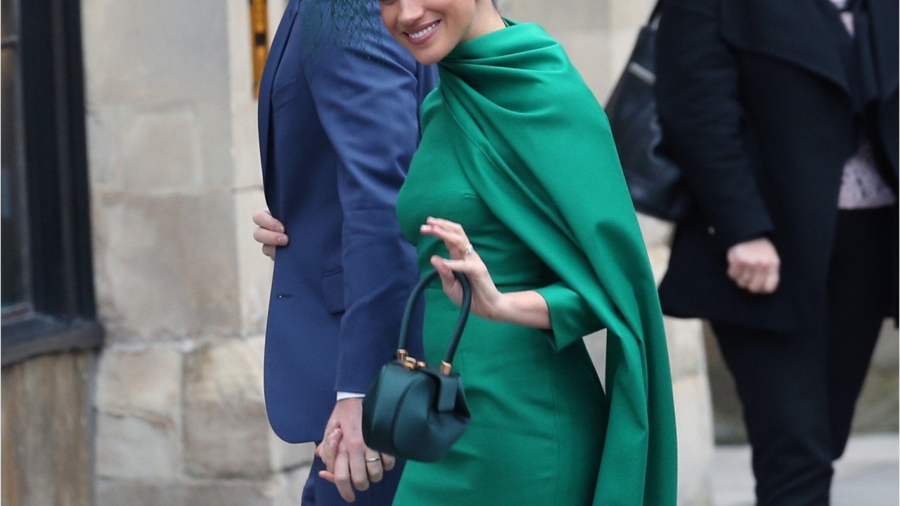 GALA VIDEO : Meghan Markle bat la mesure à Westminster sur une chanson : cette vidéo qui témoigne de son attitude décomplexée