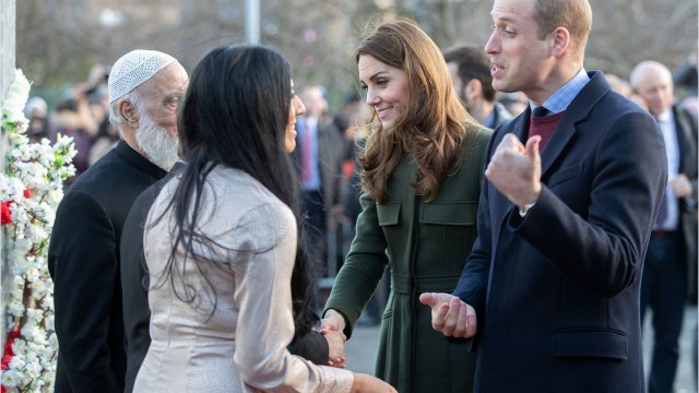 GALA VIDÉO - Kate Middleton : de nouveaux pansements sur ses mains