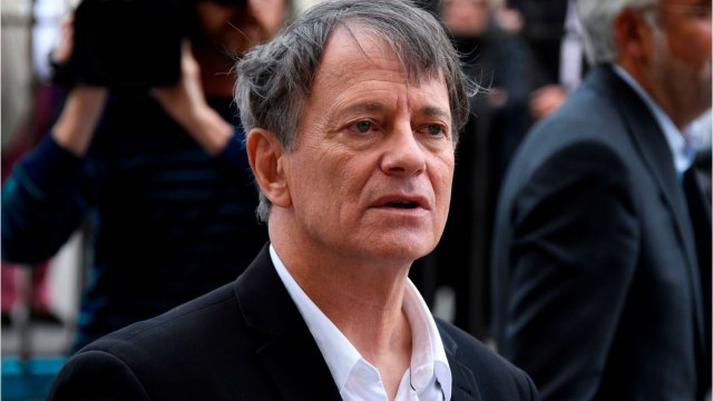 GALA VIDÉO - Francis Huster rend un bel hommage aux femmes qui ont partagé sa vie