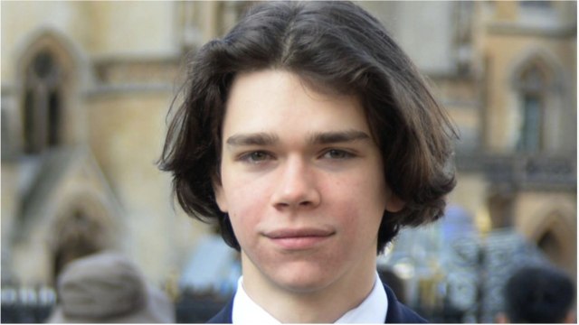 GALA VIDEO - Sam Chatto : pourquoi la petite amie du petit neveu de la reine Elizabeth II intrigue la presse !