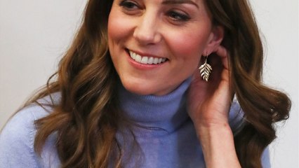 GALA VIDEO - Kate Middleton sévèrement étrillée : ce jet privé qui fait réagir les internautes