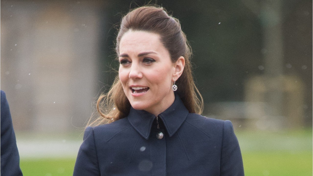 GALA VIDEO - Kate Middleton gâtée par la reine : cette nouvelle marque de confiance en plein Megxit