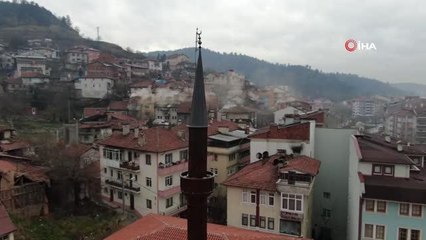 İsmini minaresine saplanan oktan alan cami oksuz kaldı