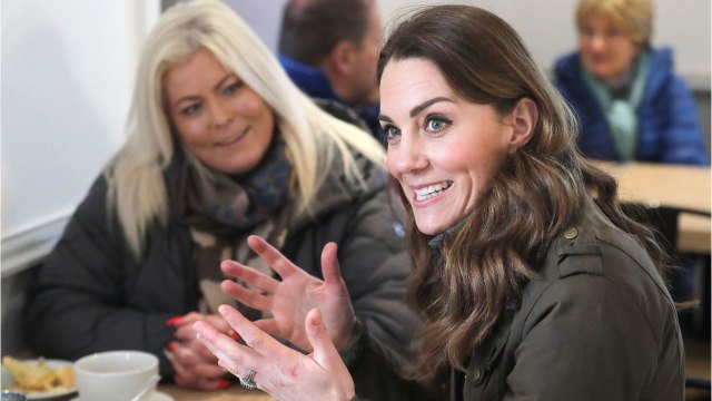 GALA VIDEO - Kate Middleton « complètement rincée : elle se confie sur ses trois grossesses difficiles