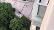 Homem usa tecnologia de ponta para recuperar cuecas que caíram para o vizinho