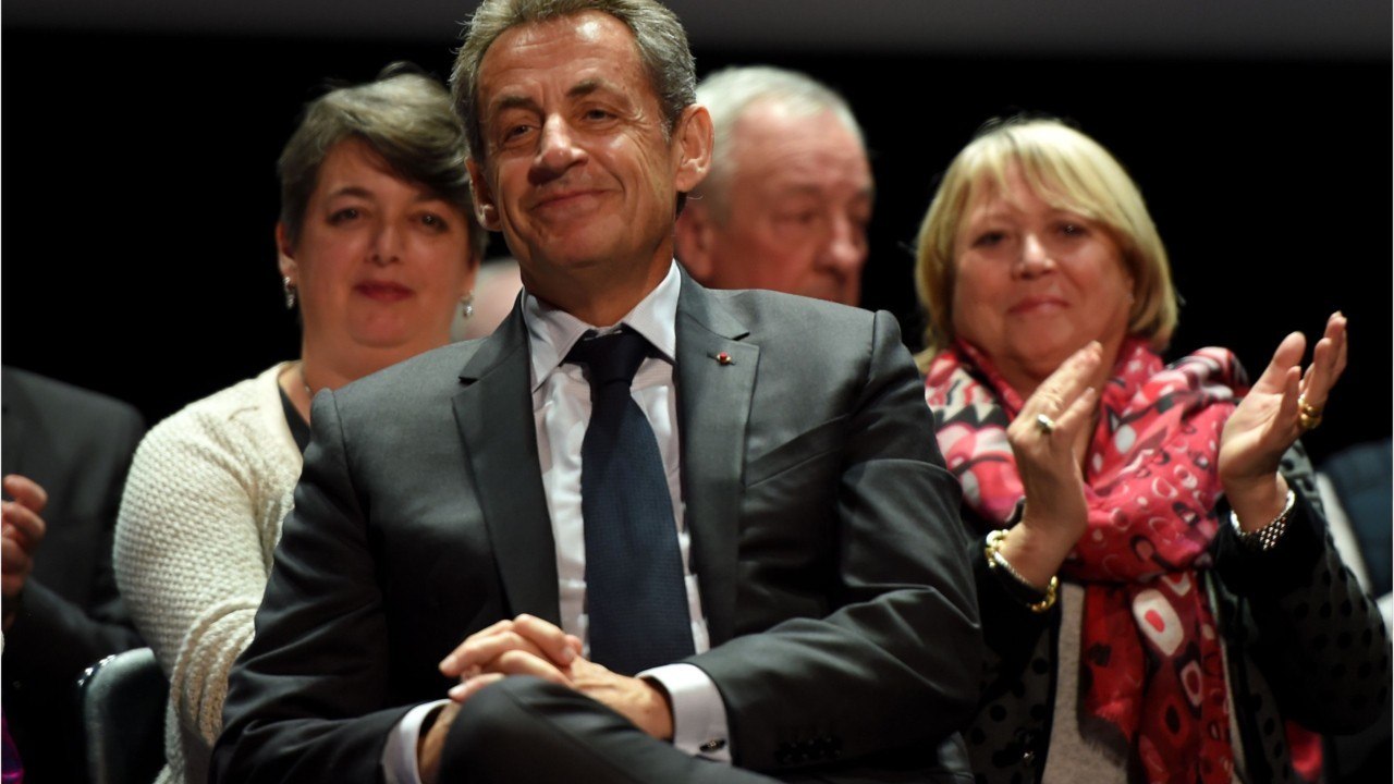 GALA VIDEO - « Julie, elle est plus sympa que toi " : quand Nicolas Sarkozy se moque de François Hollande