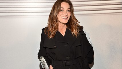 GALA VIDEO - PHOTO - Quand Carla Bruni donne un cours d’histoire à sa petite Giulia