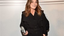 GALA VIDEO - PHOTO - Carla Bruni dévoile un cliché de Nicolas Sarkozy en peignoir et chaîne en or pour son anniversaire