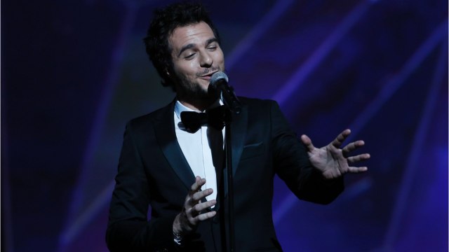 GALA VIDEO - EXCLU – Brigitte Macron bien entourée : une ex-Première dame et un célèbre chanteur au Noël de l'Elysée