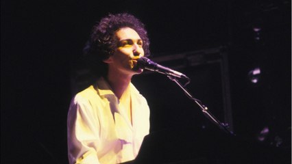 GALA VIDÉO - Qui est Béatrice Grimm, l’amour caché de Michel Berger ?