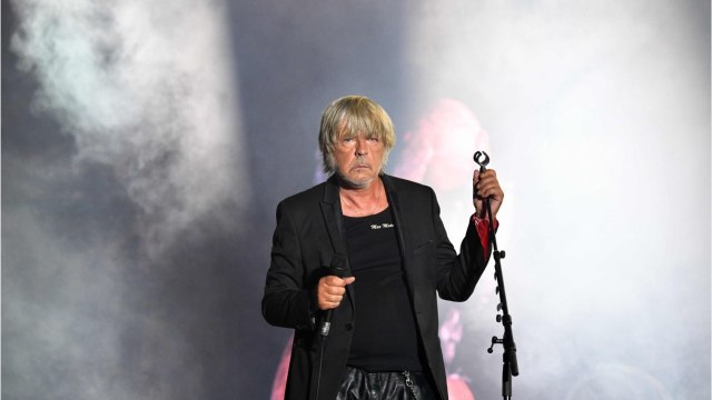 GALA VIDEO - Renaud « diminué et « voûté : « Chanter, c’est de plus en plus dur