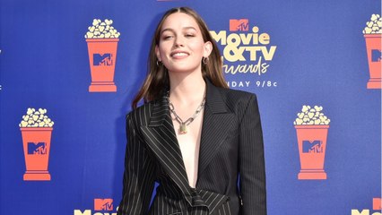 GALA VIDEO - « You " (Netflix) : qui est Victoria Pedretti, l'héroïne de la saison 2 ?