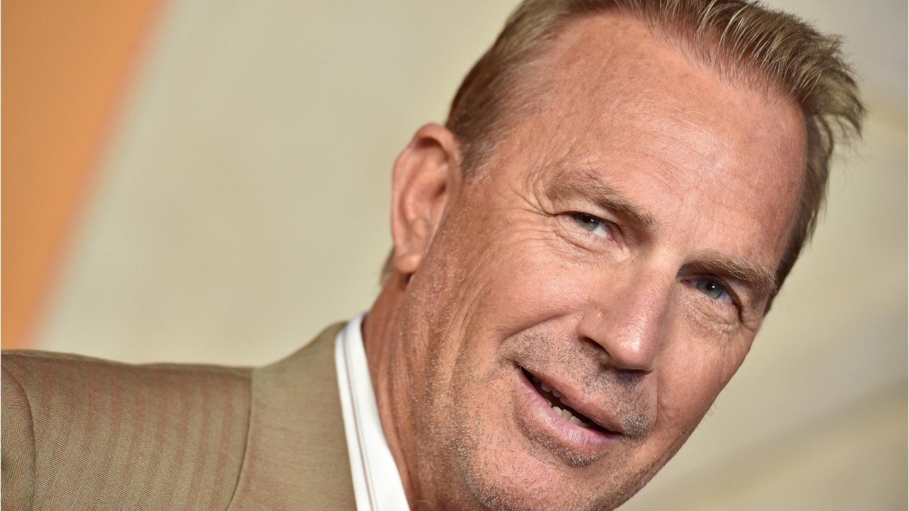 GALA VIDEO - Cette révélation de Kevin Costner qui va décevoir les fans de Whitney Houston