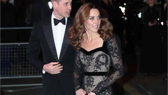 GALA VIDEO - Kate Middleton et William, pas très enthousiastes à l’idée que leurs enfants côtoient le prince Andrew à Noël