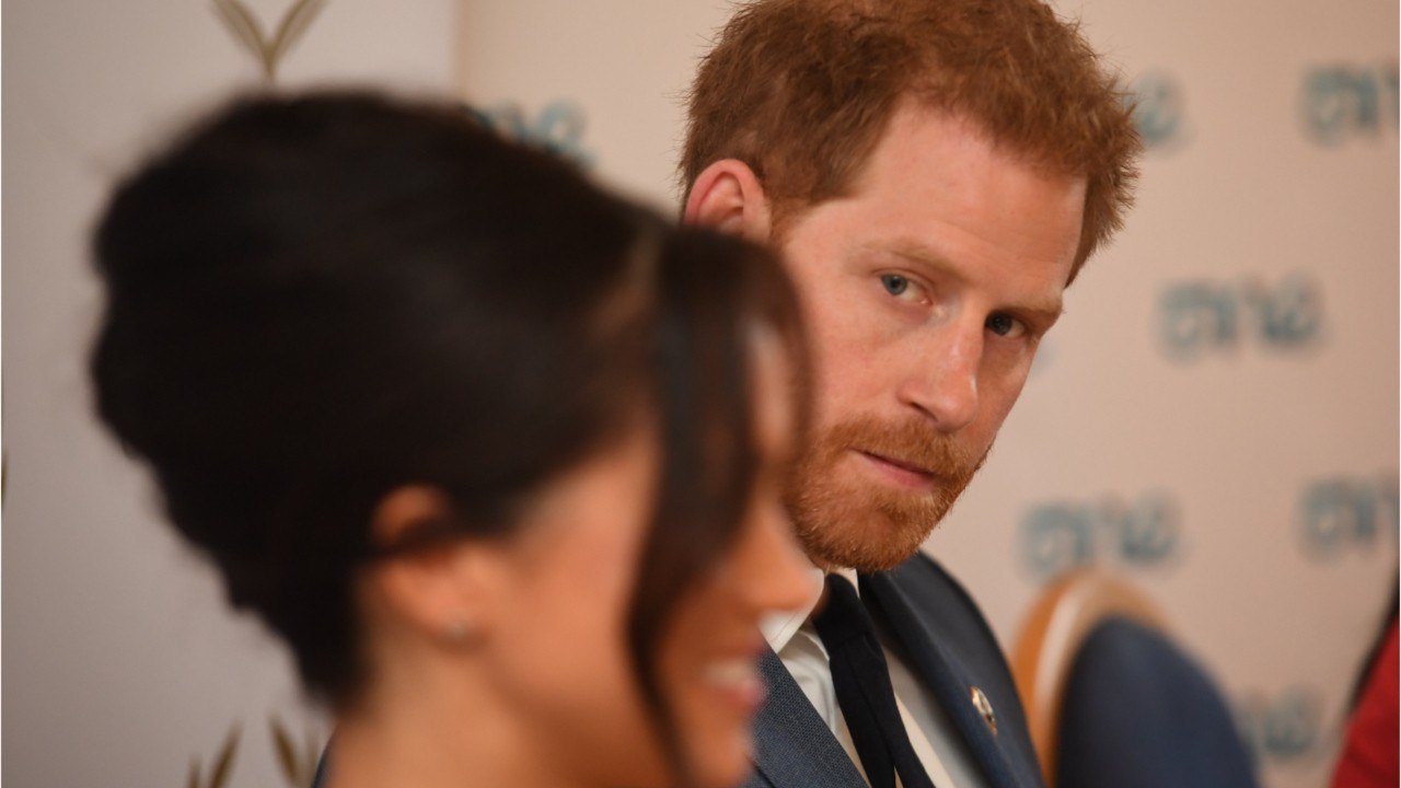 GALA VIDEO - Meghan Markle et Harry défendus par un célèbre chanteur : "Ils font un travail formidable"
