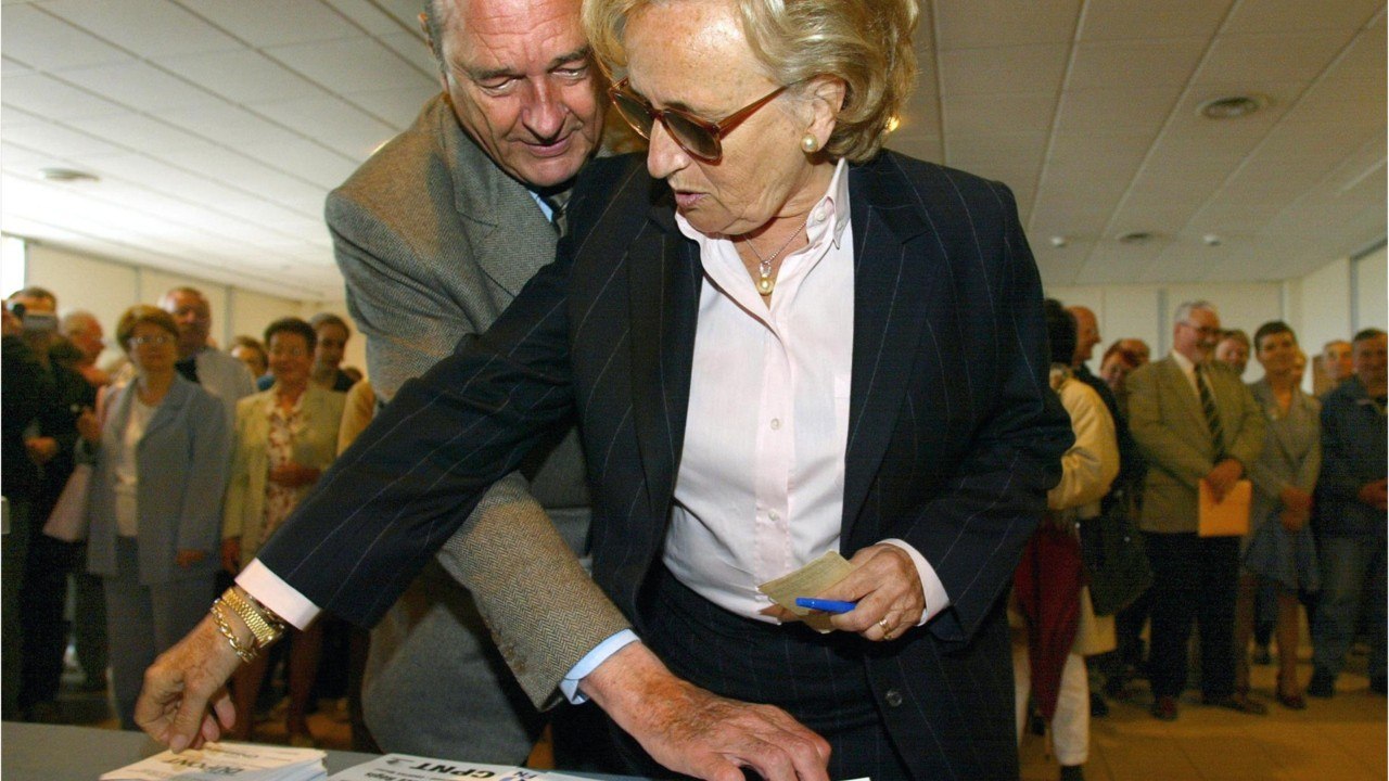 GALA VIDEO - Quand Jacques et Bernadette Chirac passaient les vacances de Noël en famille au Maroc