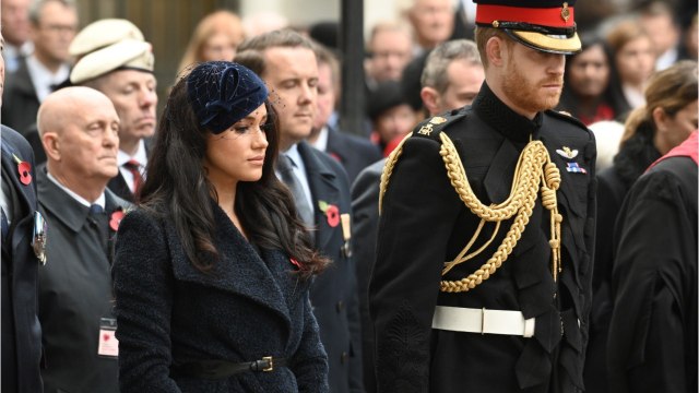 GALA VIDEO - Meghan Markle davantage contrainte à la révérence que Kate Middleton : cette règle stricte incontournable