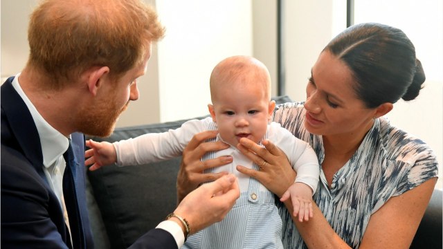 GALA VIDEO - Meghan Markle et Harry annonceraient un 2e bébé en 2020 : la rumeur ressurgit